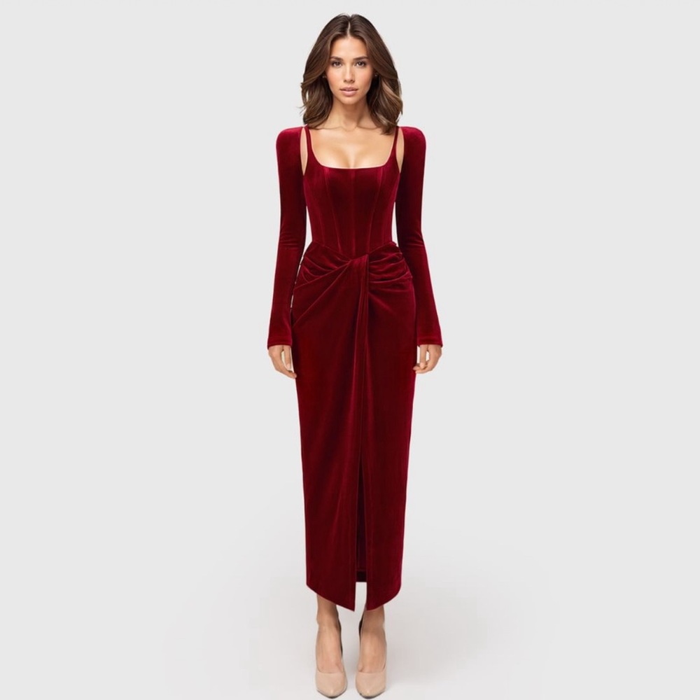 Chelize, never been worn brand new dress